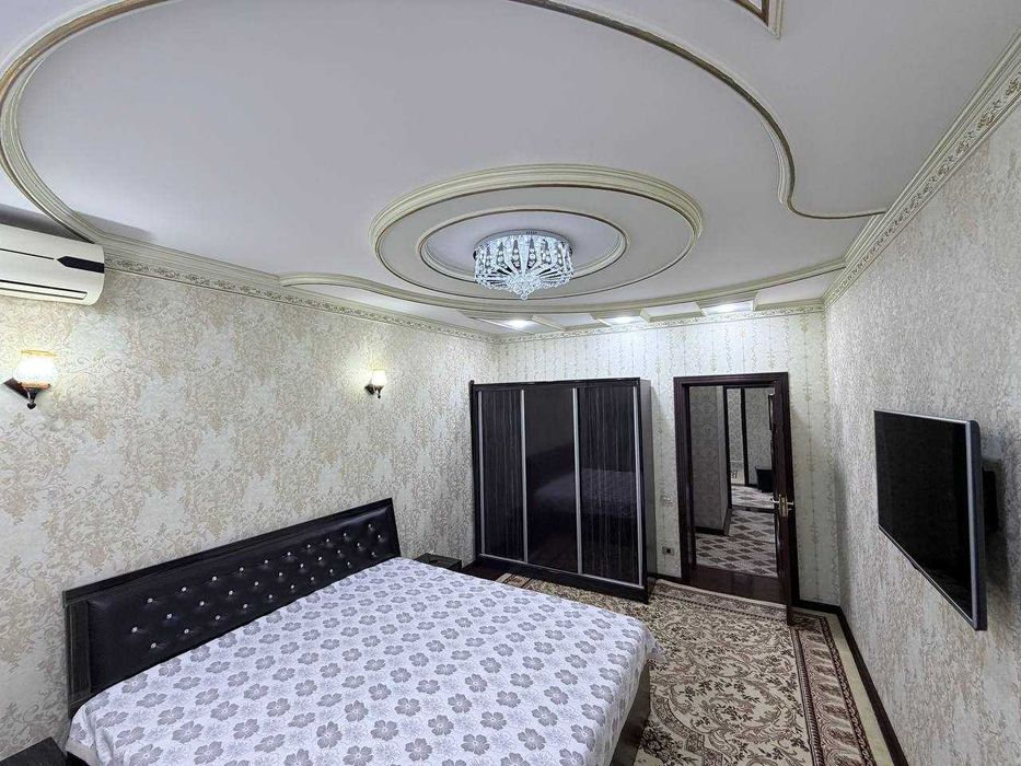 ТОП ЛОКАЦИЯ ! Чиланзар 1 кв-л 3/3/4 90м2 высокопотолочка