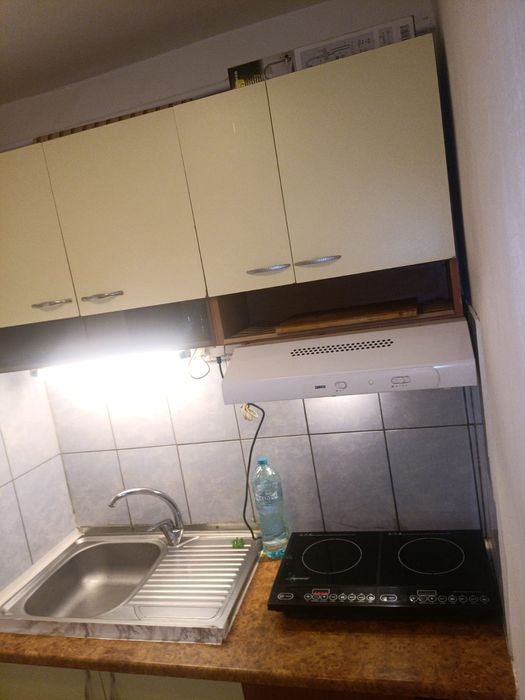 Închiriez garsonieră de 24 m²