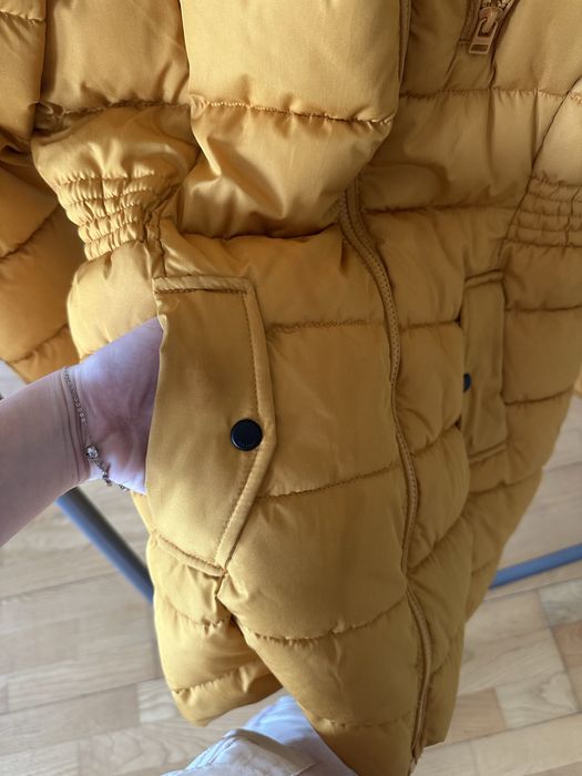 Зимно дамско яке ONLY в цвят горчица, размер хс/с