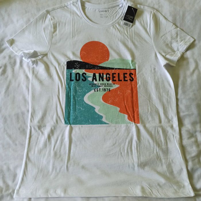 Vand tricou barbati - marimea M