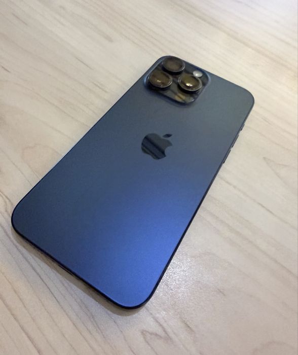 iPhone 15 Pro Max 256gb Blue- ЗА СМЯНА НА ДИСПЛЕЙ!