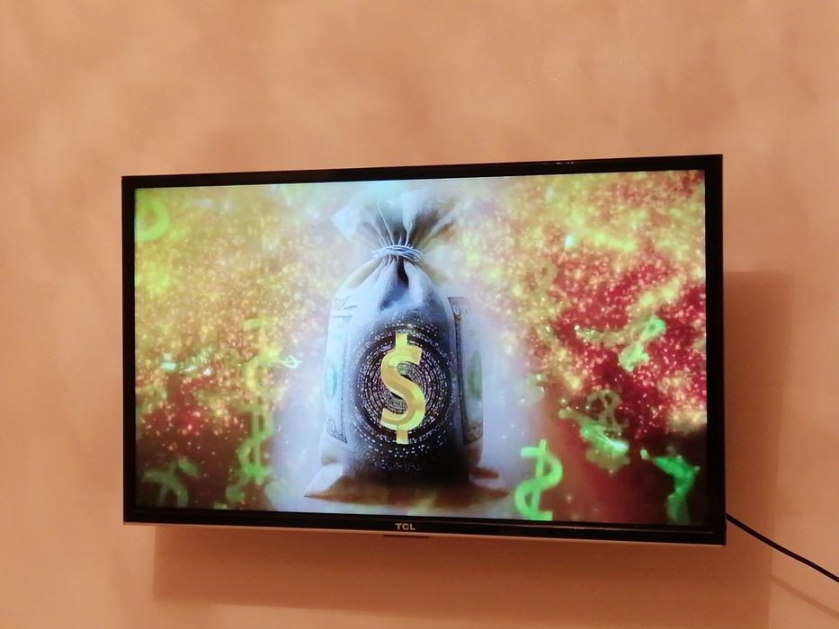 Продаётся телевизор