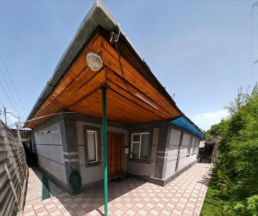 Продам Дом перед школой