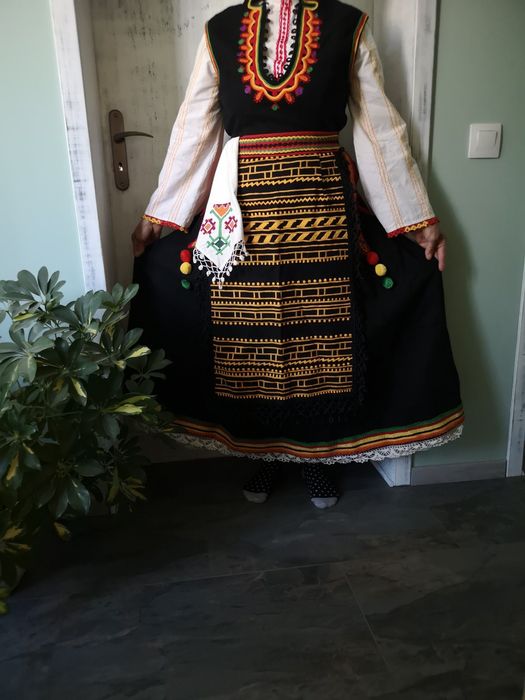 Национална носия