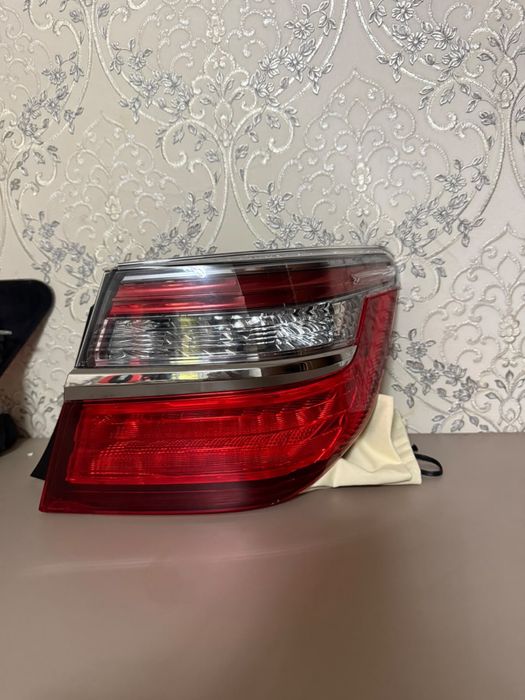 Оригинал фары на крыле Camry 55