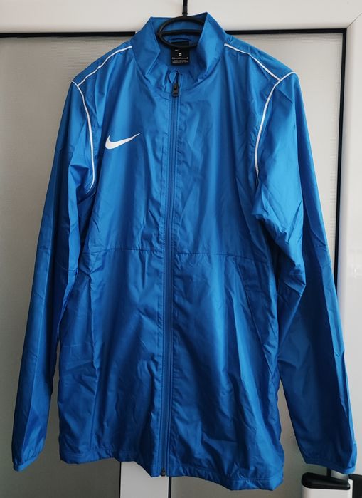 Спортен  юношески/мъжки екип Nike Dry