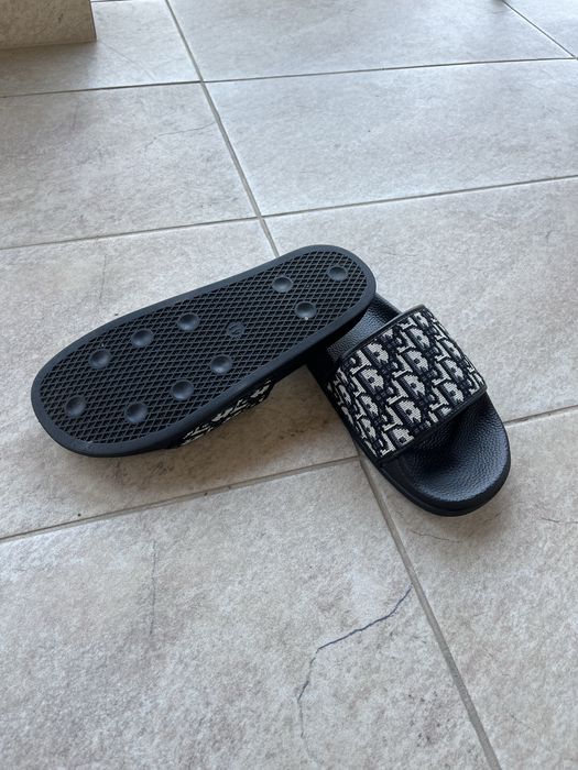 Slapi dior negri