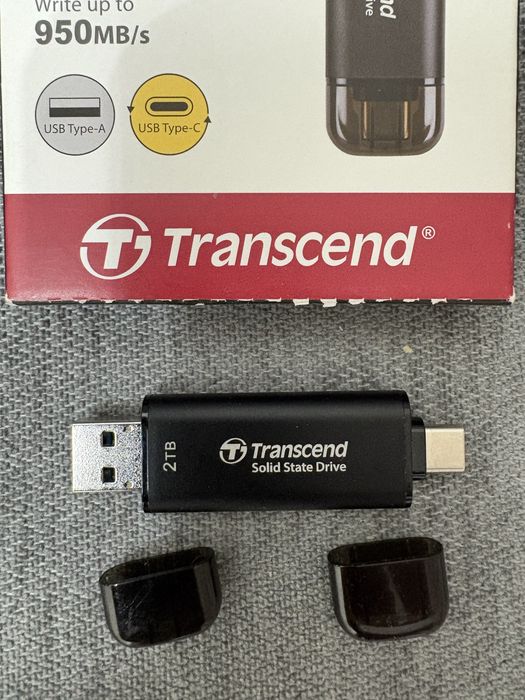 Внешний SSD Transcend.