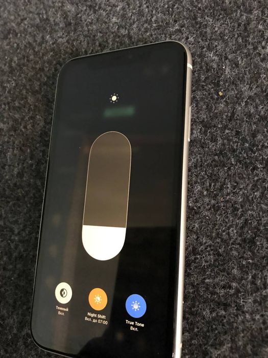 Iphone11/ 64 bez imei