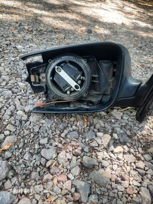 Зеркало заднего вида от Ауди