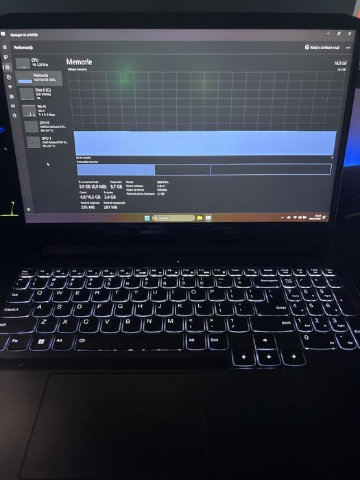 Leptop Lenovo performanta maxima