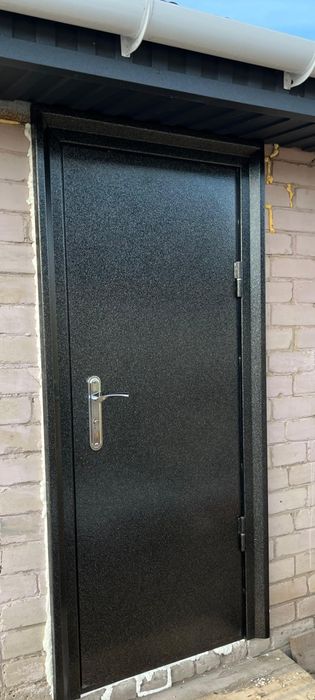 Металлические двери, изготовление.