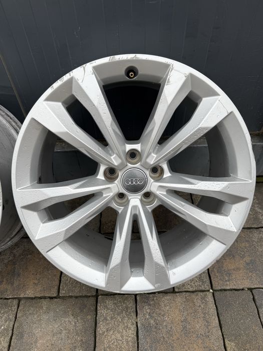 Audi Q7/A5/A6/A7 Оригинални 19 цола ЕТ28