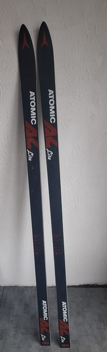 Продавам ски за сняг