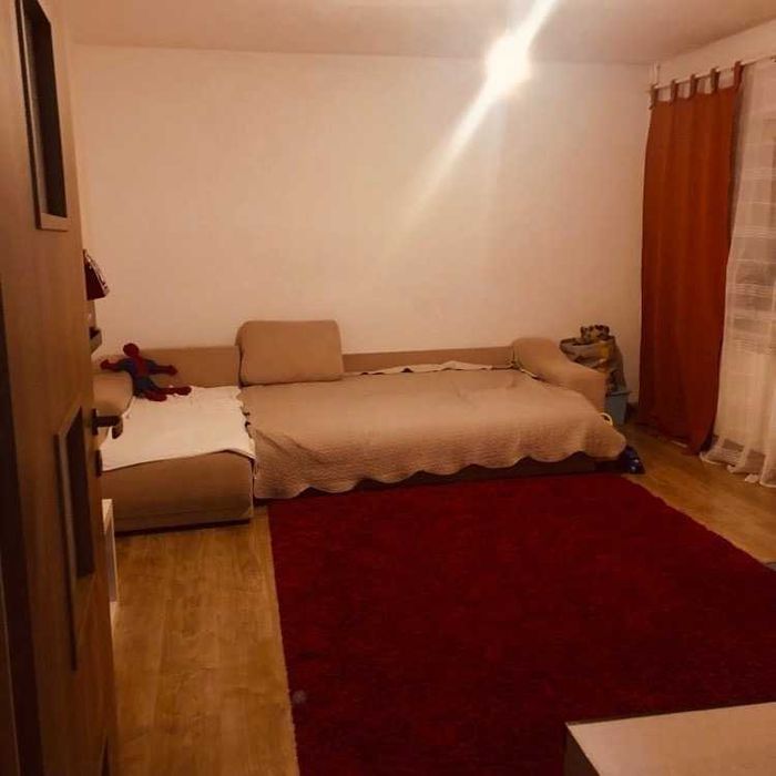 Proprietar vând 2 camere vedere în parcul sebastian