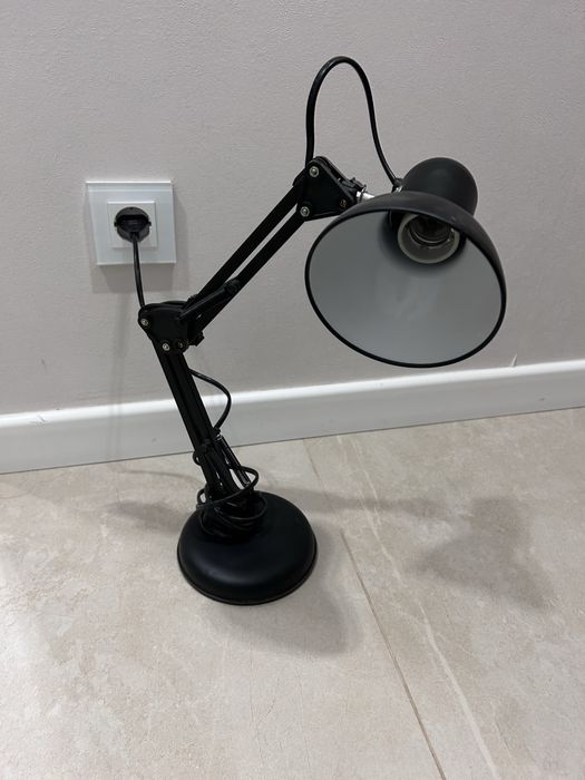 Настольные лампы 2500 шт