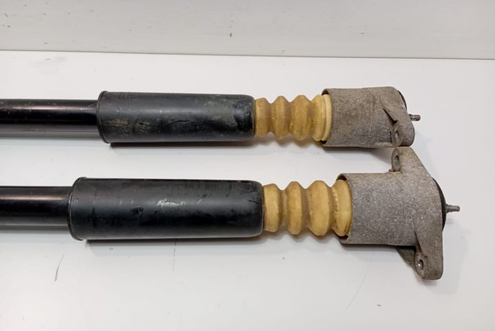 Set amortizoare spate  Break Volkswagen VW Passat B5.5 (facelift)