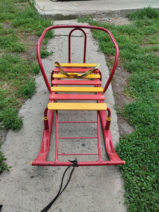 Продам детский сани