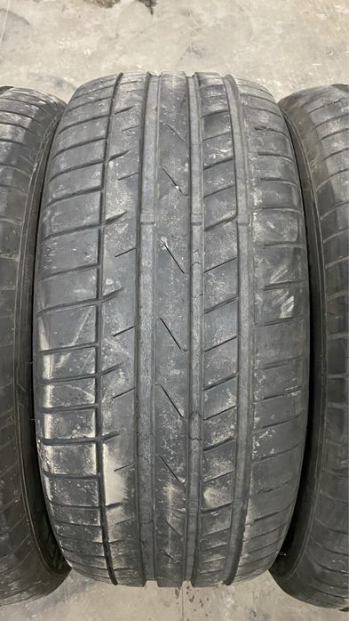Гуми 235/50/18 Petlas 4бр.