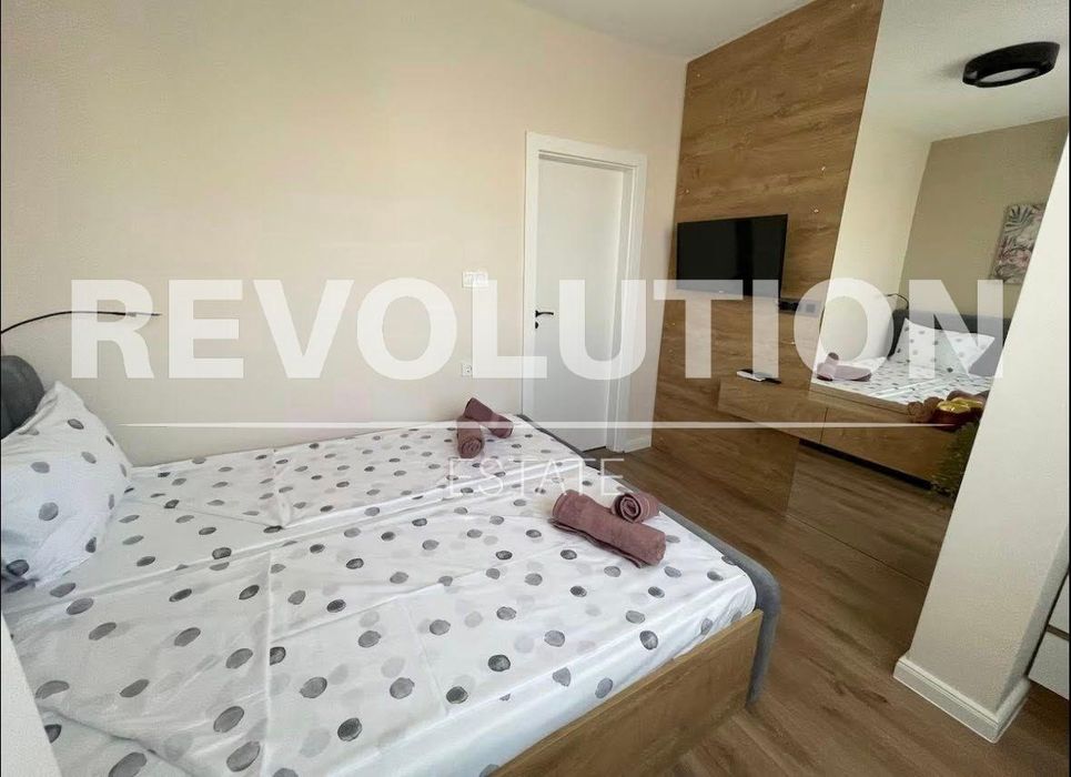 Дава се под наем Тристаен апартамент в Варна, Чайка - 80 кв.м за 797.64 € - Снимка #4