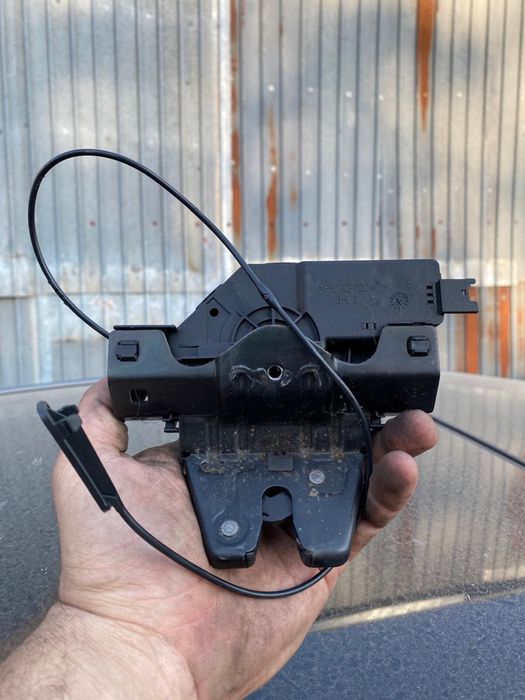Broasca inchidere haion portbagaj Bmw seria 1 E81/E87