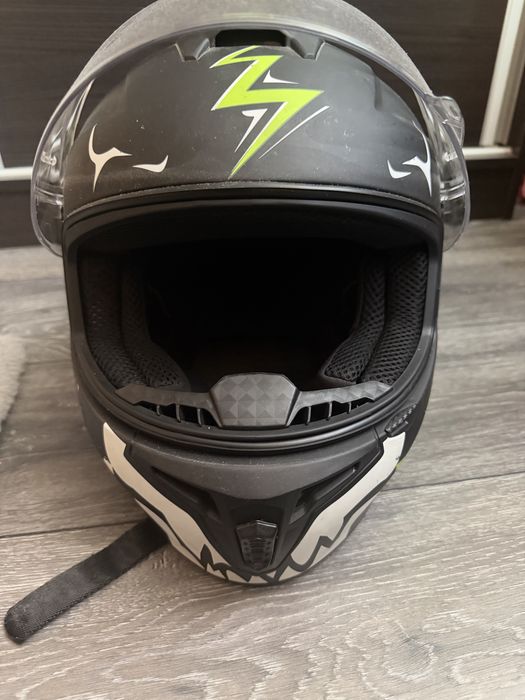 Каска за мотор Broken head helm
