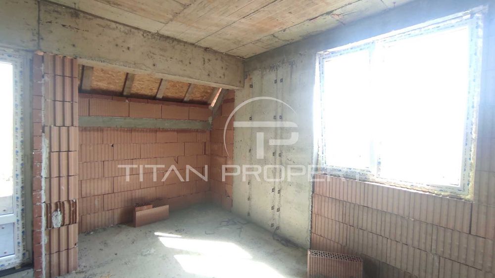 Продава се Многостаен апартамент в Пловдив, Кючук Париж - 158 кв.м за 1425 €/кв.м - Снимка #3