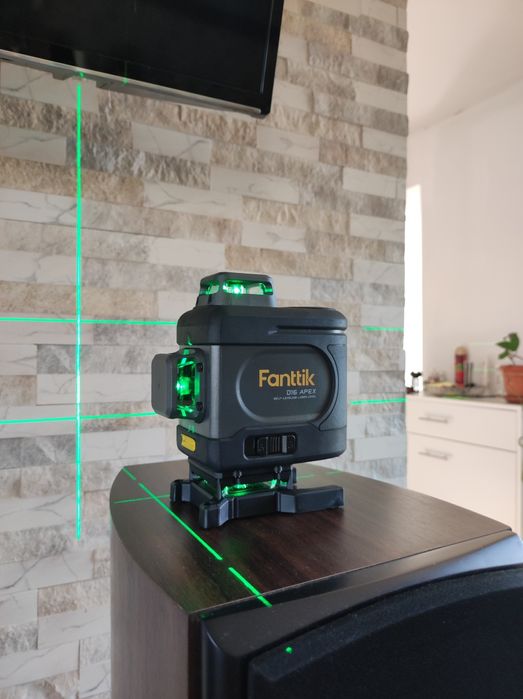 Nivela Laser Profesionala Fanttik D16 APEX