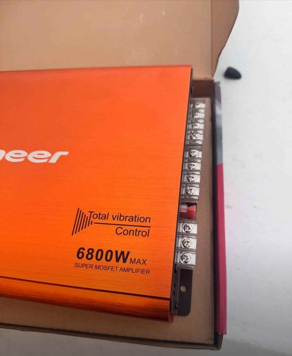 Pioner uslitil 6800 wat