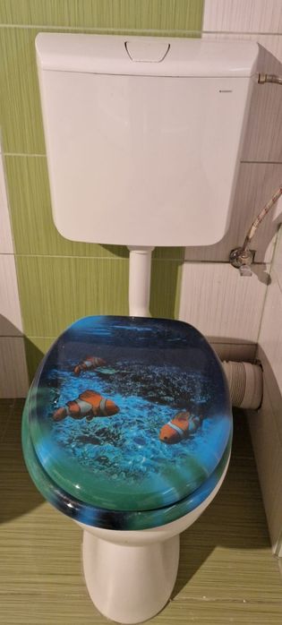 Vând set chiuveta, oglinda, corp mobila și wc plus rezervor