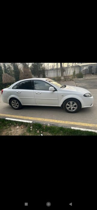 Jentra sotiladi 2019 yili probeg 240 Avtomat, luk yoq,