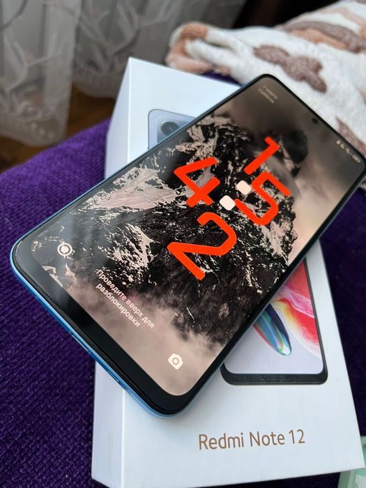 Redmi note 12 с каробкой в хоршем стостояние