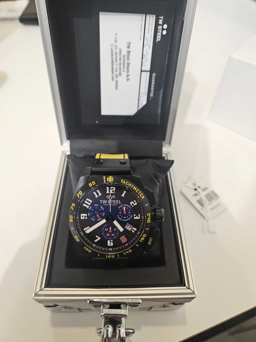 Часовник TW Steel TW1017, limited 350/1000