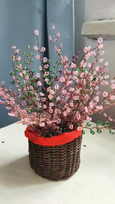 Дерево из бисера ручной работы