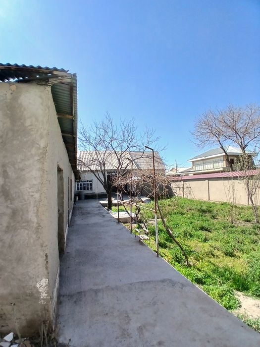 Hovli sotiladi 630 mln manzil sputnik