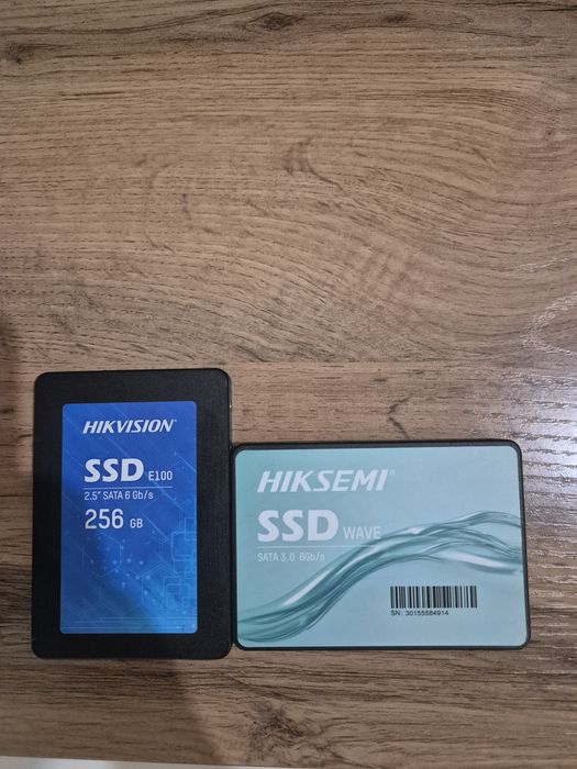 В продаже SSD 256/120