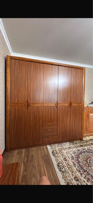 Продам шкаф в идеальном состоянии