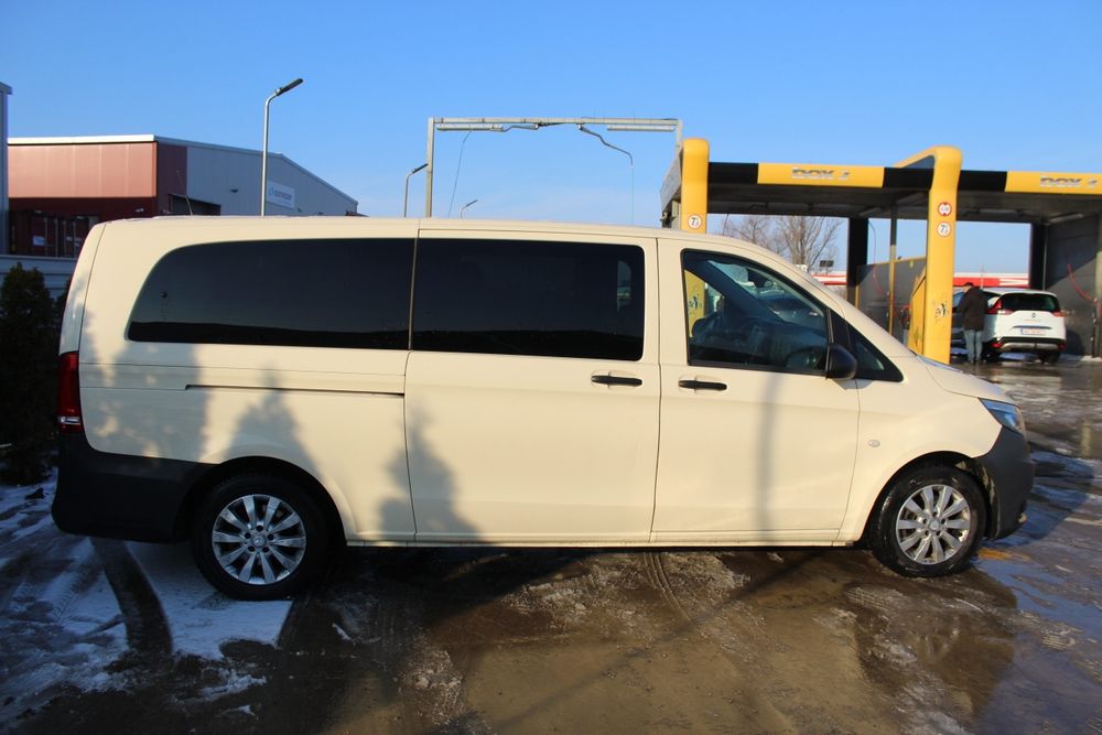 Mercedes-Benz Vito 2017 – 8+1 locuri, Automat, 2.2 Diesel