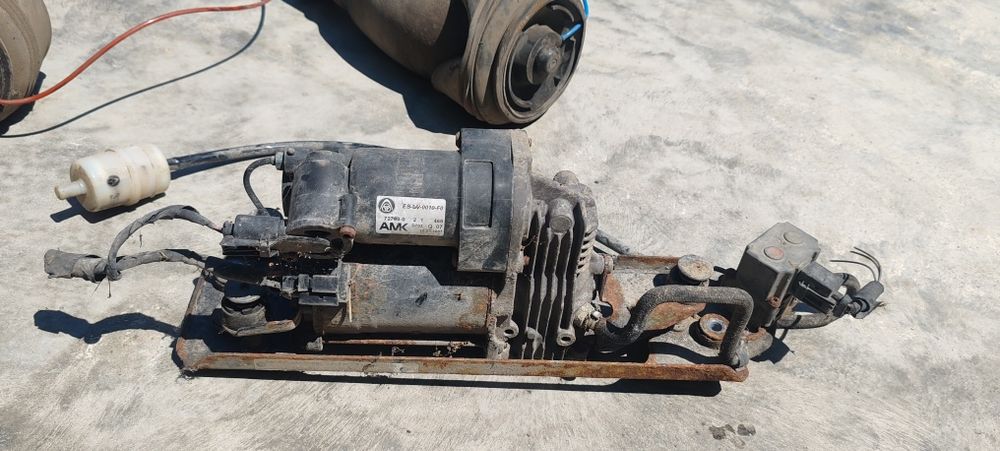 Compresor aer BMW E60 E61 500lei