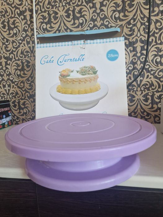 Продам тортницы 2 шт,за 3000 тг