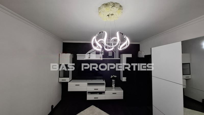 Продава се Тристаен апартамент в София, Овча купел 2 - 75 кв.м за 2800 €/кв.м - Снимка #7