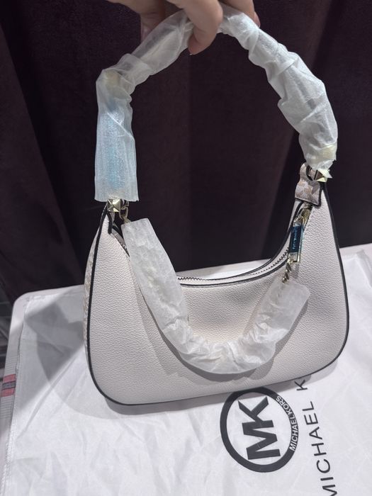 новая  сумочка Michael kors