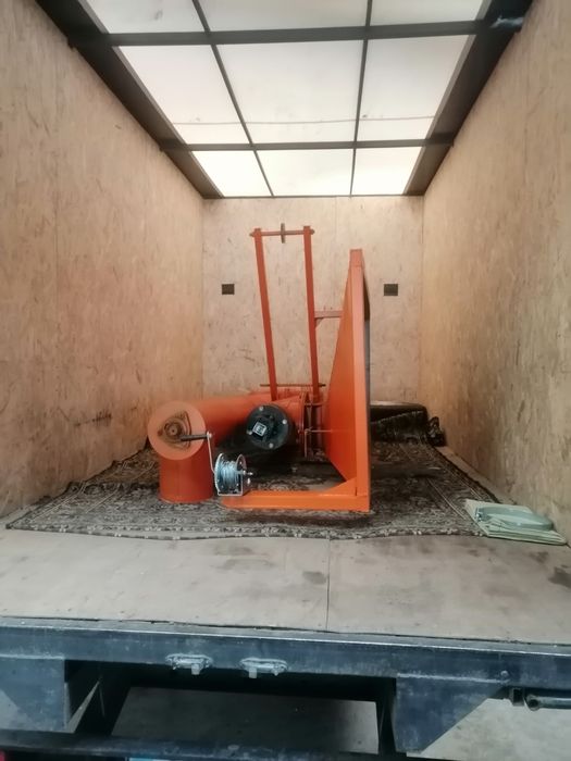 Газели, грузчики.