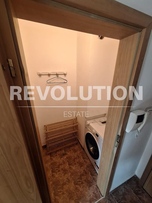 Дава се под наем Тристаен апартамент в Пловдив, Младежки Хълм - 130 кв.м за 600 € - Снимка #7