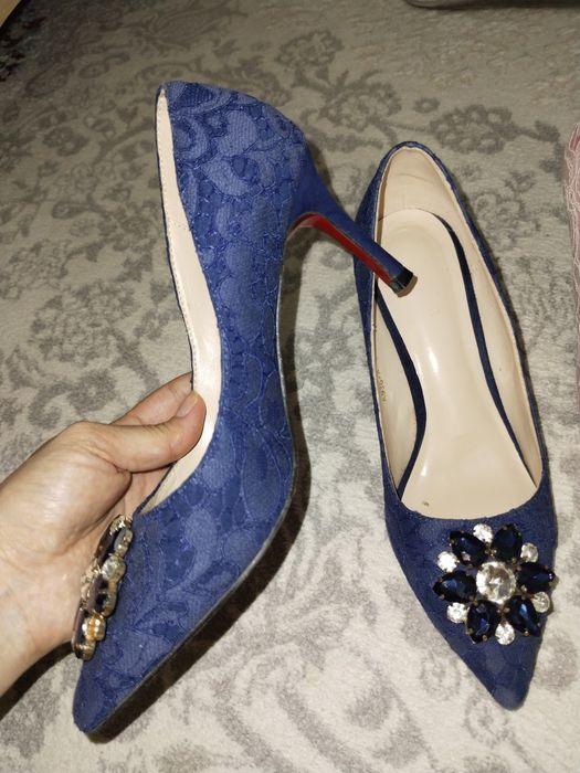 Продам Туфли Valentino