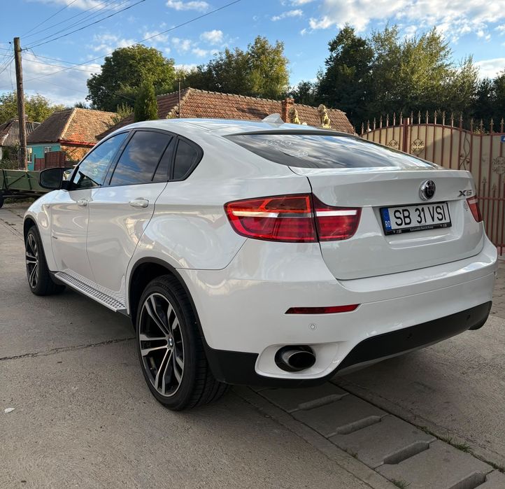 Vând BMW X6 2014