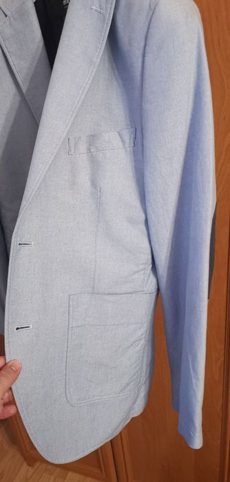 Vând Sacou elegant sau casual / H&M /mărimea 48 slim-fit / impecabil.