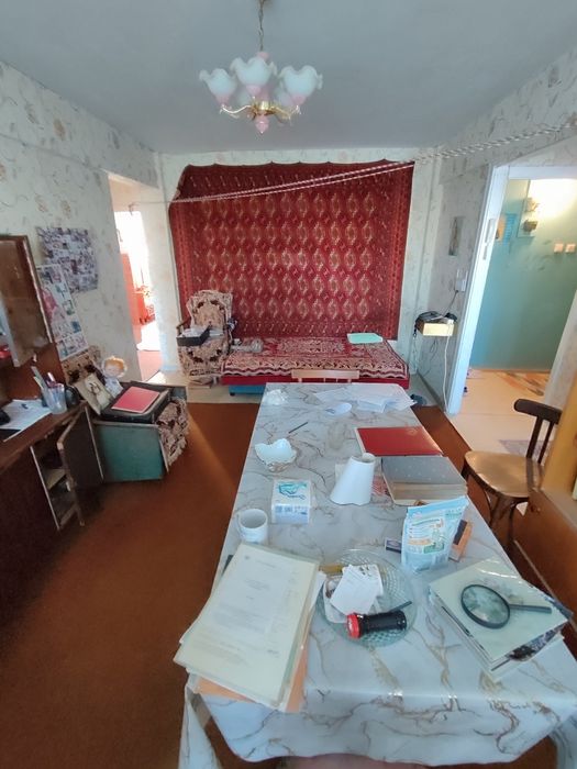 Продается 3-комн (1-48, 2 эт)