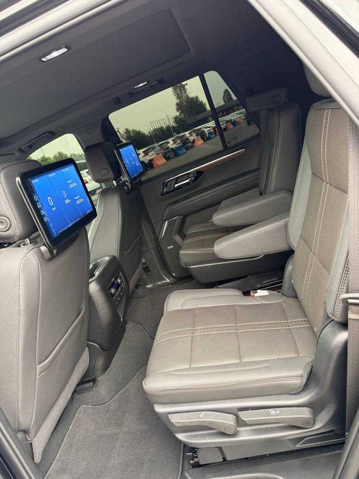 Chevrolet Tahoe 2025 — 8