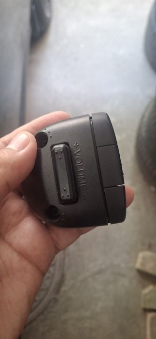 Продам кнопки руля мултимедия от jentra и nexia 3 оригинал